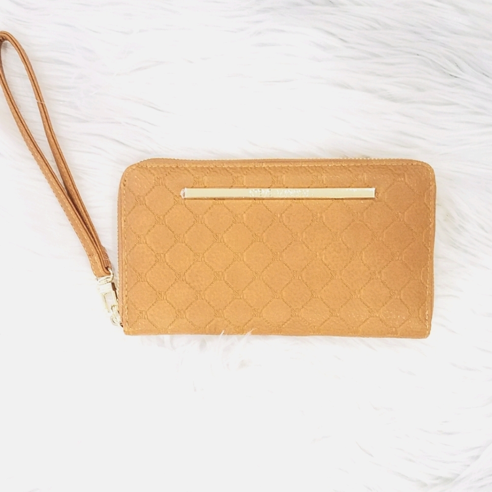 Nwot steve madden zipper wristlet wal… - Picture 1 of 11
